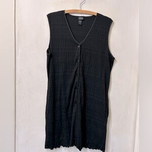 Donna Women’s sleeveless cotton blend button down tank top tunic. Size XL